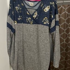 Maurice’s Size 2 Shirt